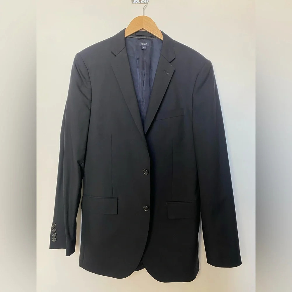 J.Crew Ludlow Jacket in Loro Piana Super 120s Wool Dark Navy (Style 16563 Ho 10)